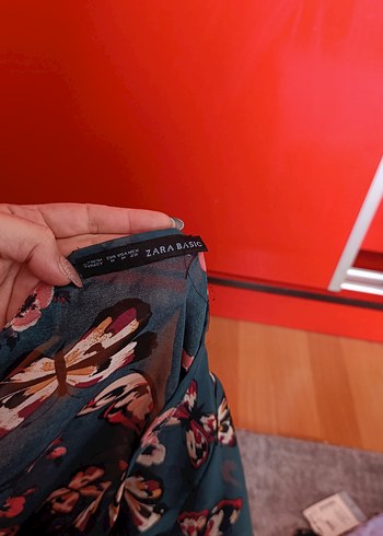 V yaka düğmeli desenli bohem bluz - Görsel 6