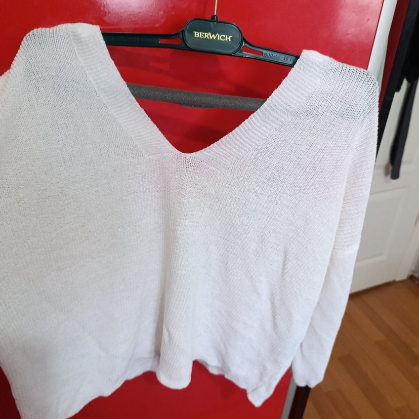 Kadın Beyaz V Yaka Pamuklu Triko Kazak - Görsel 3