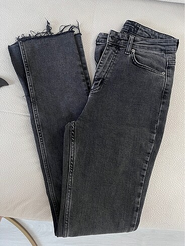 Gri jean