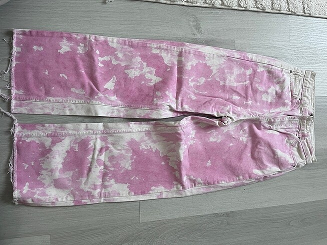 Trendyol & Milla BATİK desen jean