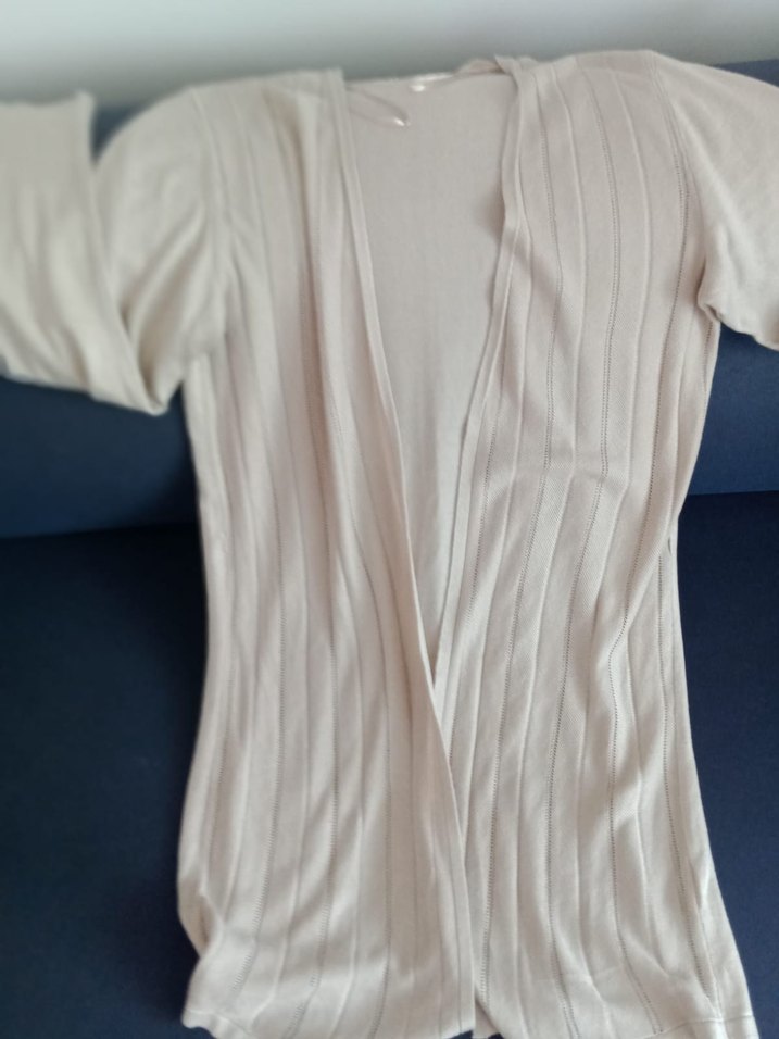 Bej Uzun Kollu V Yaka Kadın Hırka - Görsel 4