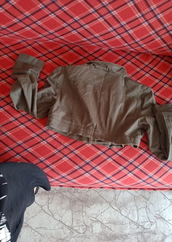 Düğmeli haki yeşil Kısa kadın Ceket - Görsel 2