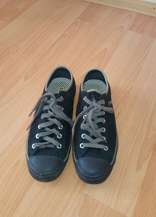 Converse ayakkabi