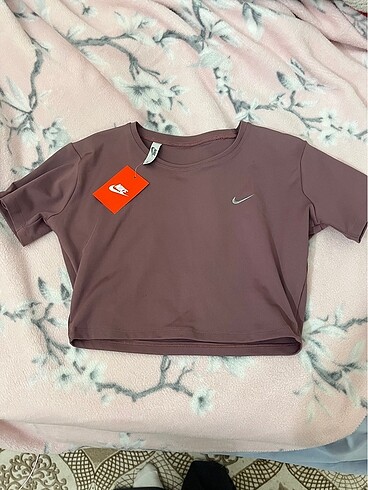 nike spor üst