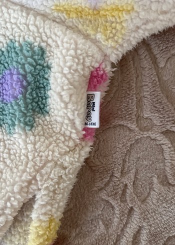 Çiçek Desenli Kapüşonlu Kız Çocuk Ceketi - Görsel 4