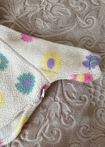 Çiçek Desenli Kapüşonlu Kız Çocuk Ceketi - Görsel 2