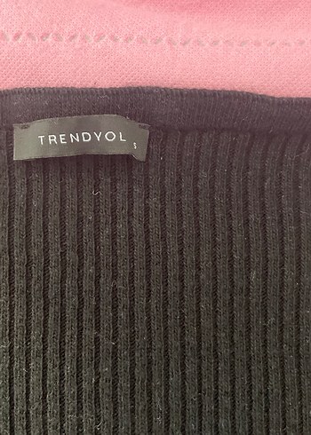 Trendyol & Milla Siyah Düğmeli Kadın Yün Hırka