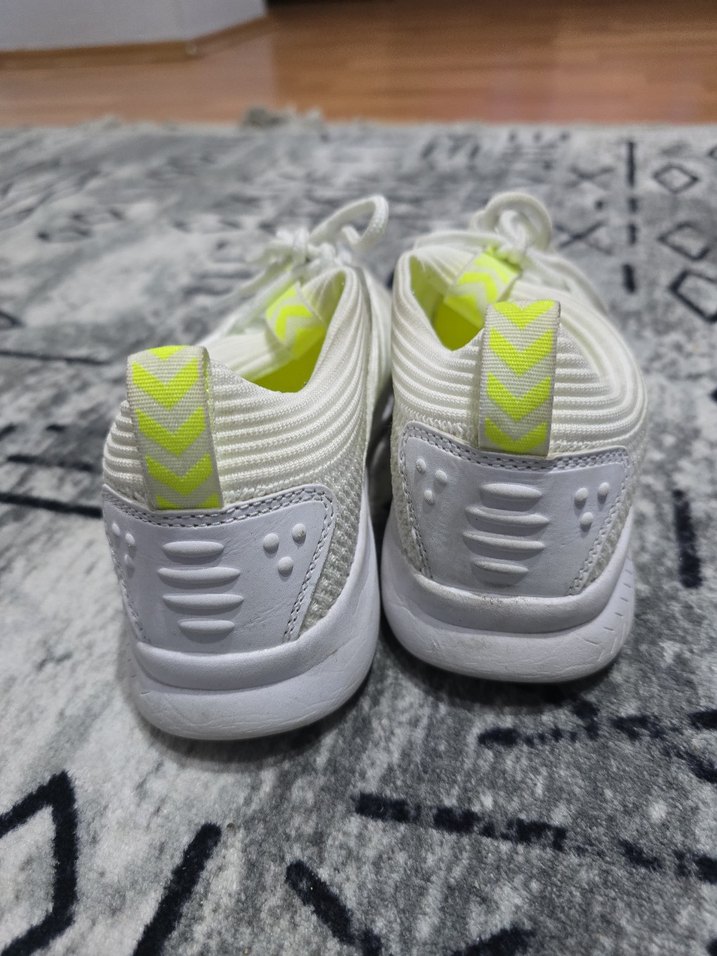 Hummel Beyaz Kadın Spor Ayakkabı Elastik Detaylı - Görsel 5