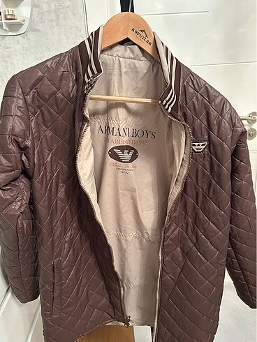 Armani mont