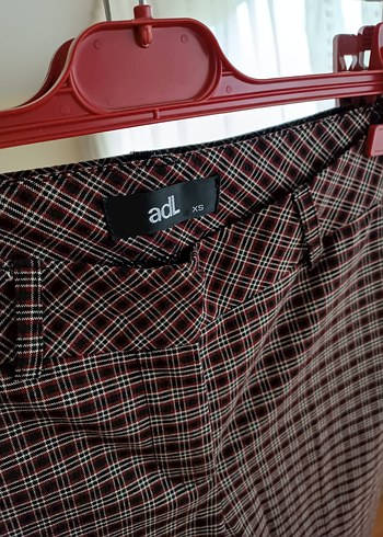 adl bordo Kumaş Pantolon - Görsel 2