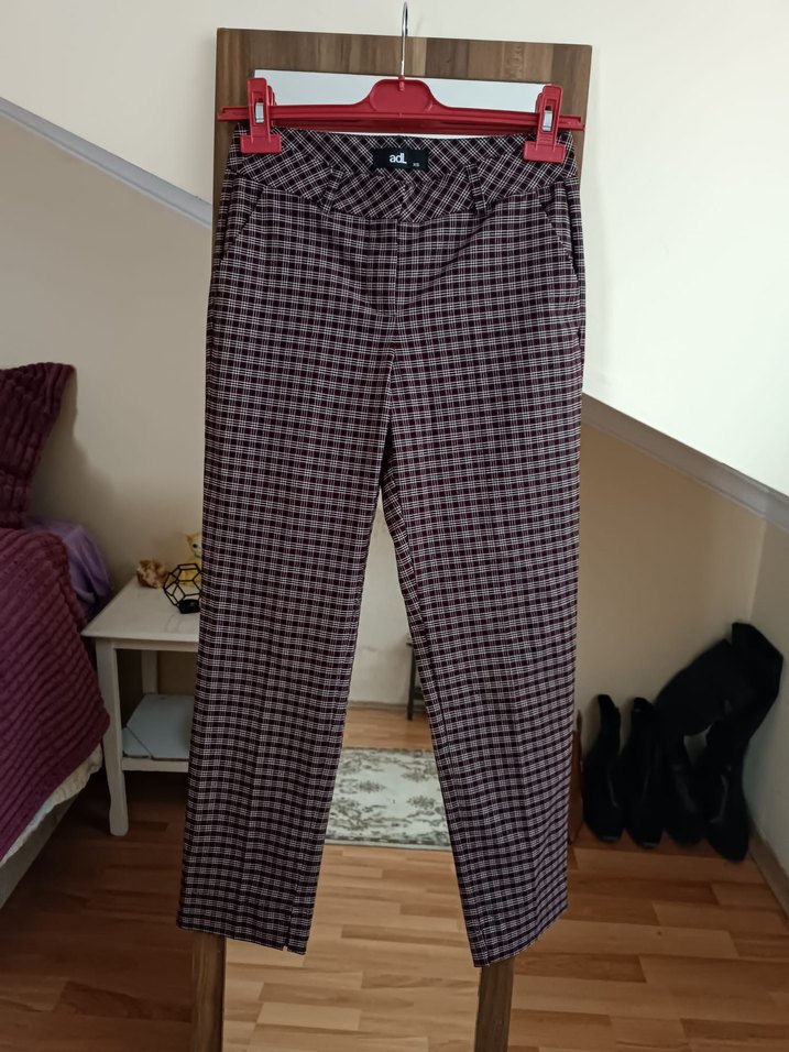 adl bordo Kumaş Pantolon - Görsel 3