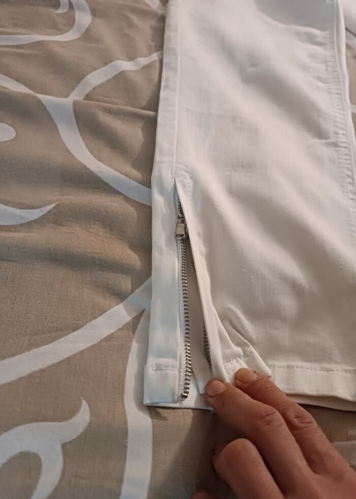 Beyaz pantolon - Görsel 4