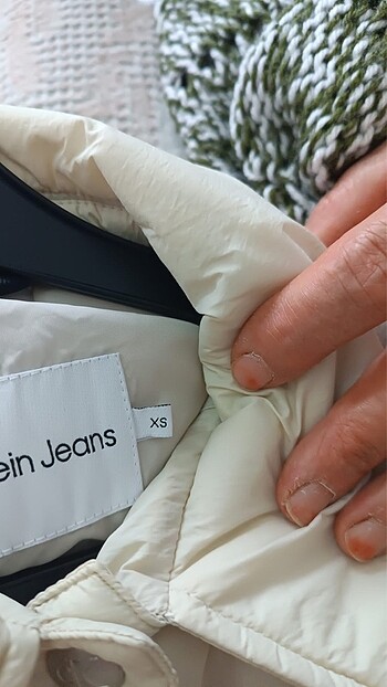 xs Beden ten rengi Renk Şişme mont