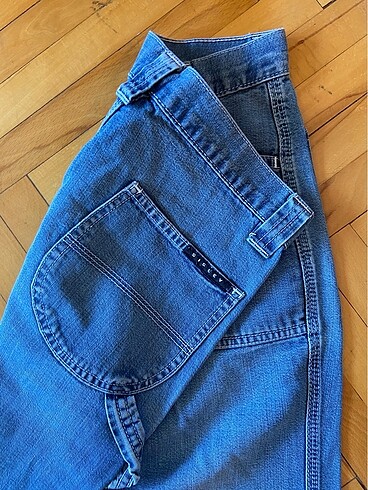 Sisley kot - Görsel 3