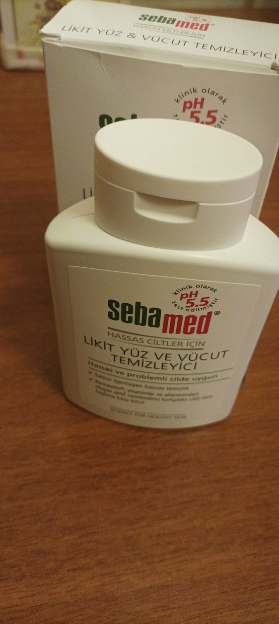Sebamed Hassas Ciltler İçin Likit Yüz & Vücut Temizleyici - Görsel 2