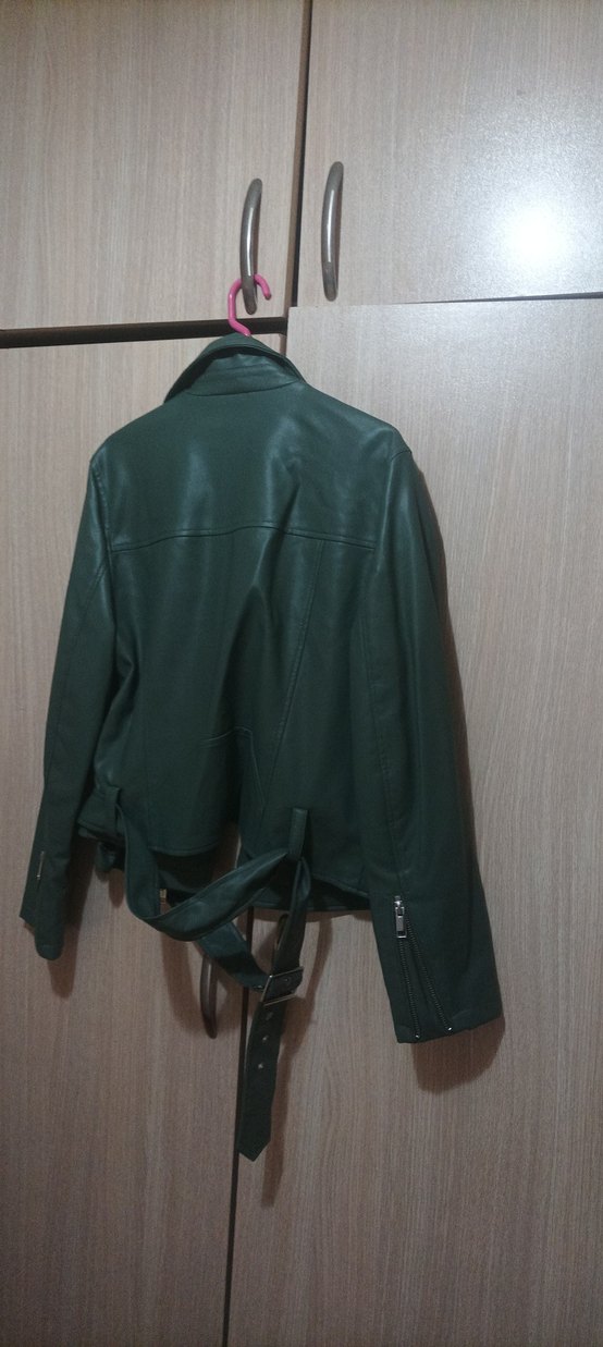 Kemerli Koyu Yeşil Kadın Deri Biker Ceket - Görsel 4