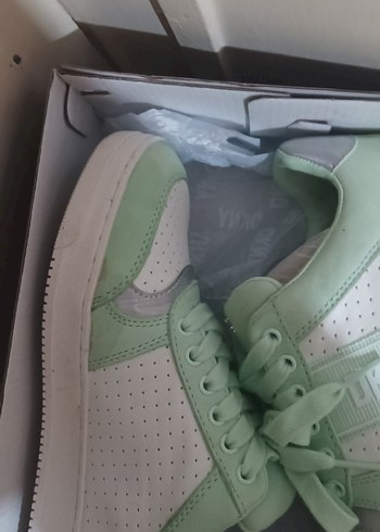 Yeşil Pastel Hakiki Deri Kadın Sneaker - Görsel 2