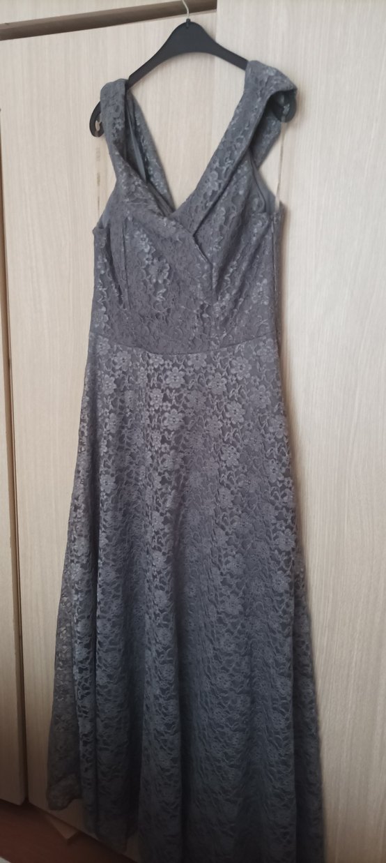 Dantel Detaylı V Yakalı Uzun Gri Vintage Abiye - Görsel 5