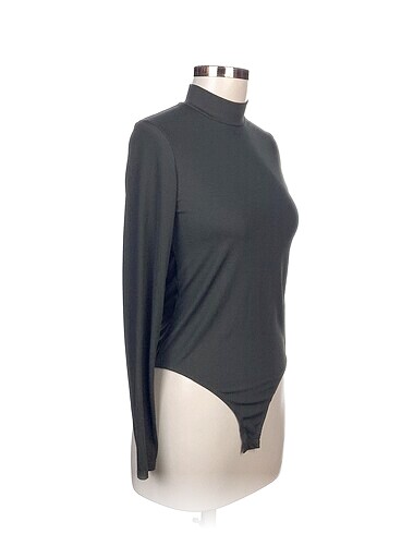H&M H&M Bluz %70 İndirimli.