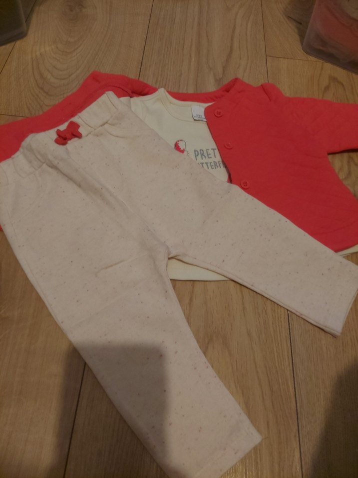 Kız Bebek Uzun Kollu Kırmızı Takım - Görsel 3