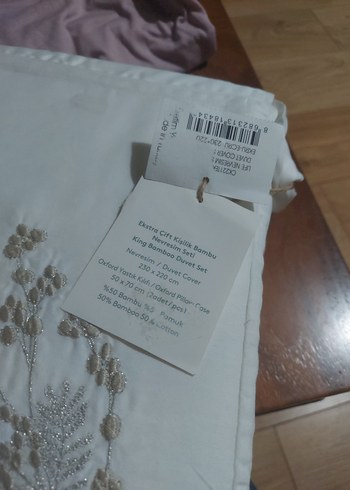 İşlemeli Beyaz chakra Nevresim Takımı - Görsel 5