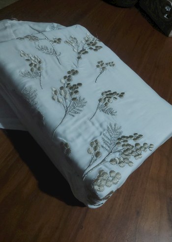 İşlemeli Beyaz chakra Nevresim Takımı - Görsel 2