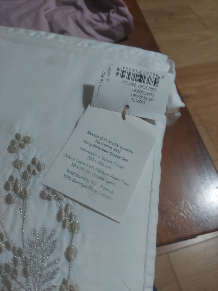 İşlemeli Beyaz chakra Nevresim Takımı - Görsel 5