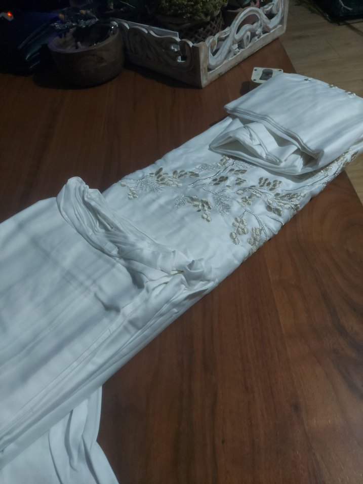 İşlemeli Beyaz chakra Nevresim Takımı - Görsel 4