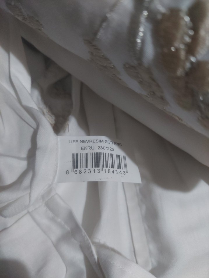 İşlemeli Beyaz chakra Nevresim Takımı - Görsel 3