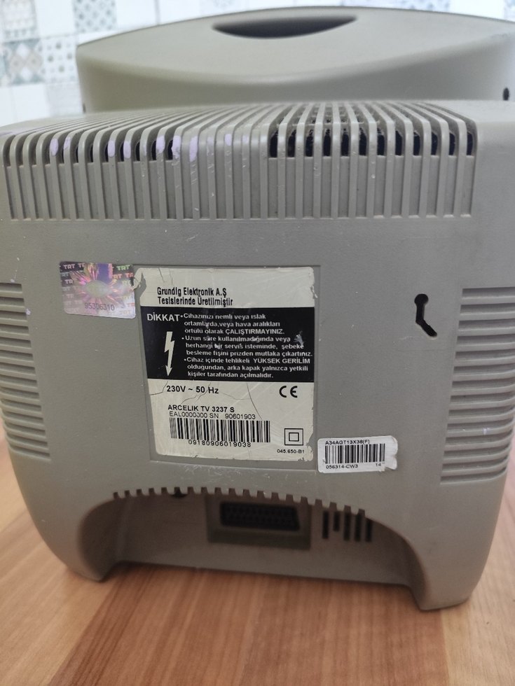 ARÇELİK 37 EKRAN TV - Görsel 4