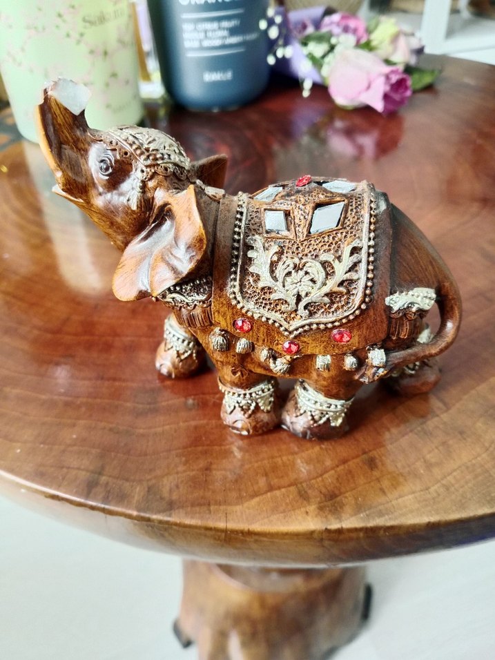 Kahverengi Süslemeli Fil Biblo - Görsel 3