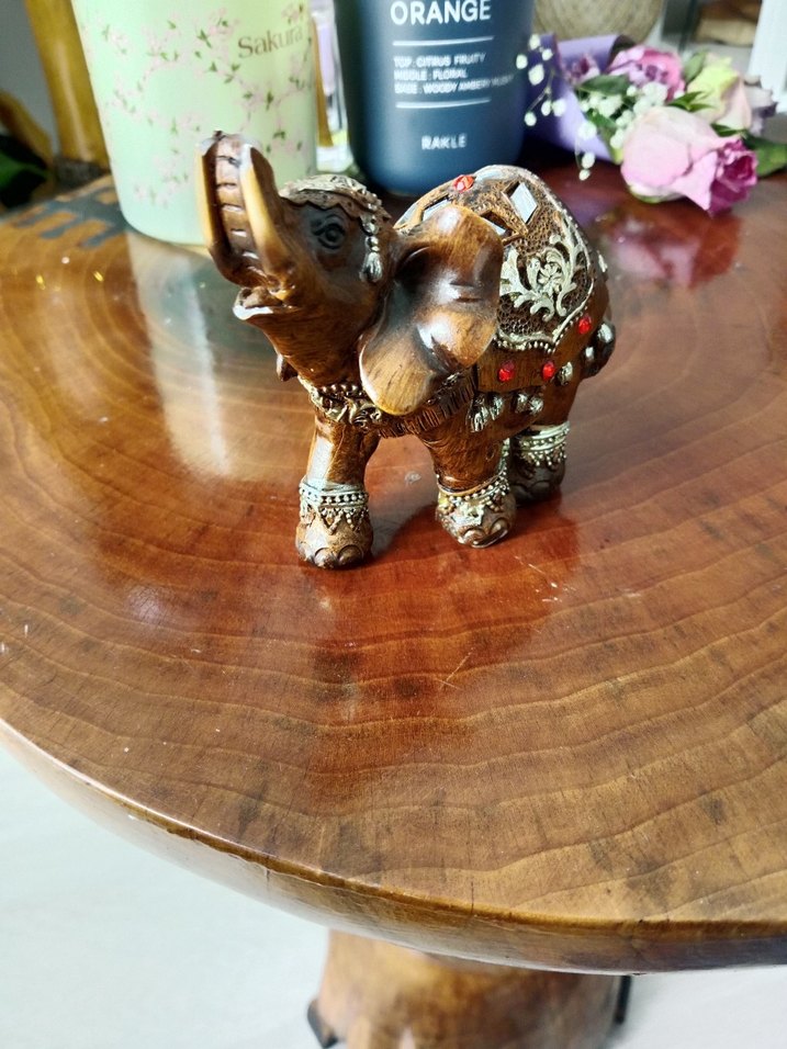 Kahverengi Süslemeli Fil Biblo - Görsel 4