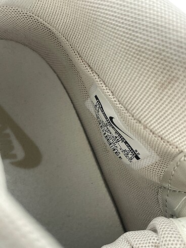 40 Beden çeşitli Renk Nike Dolgu Topuk %70 İndirimli.
