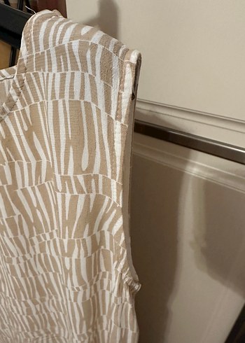 Bej Zebra Desenli Kolsuz Uzun Keten Elbise - Görsel 6