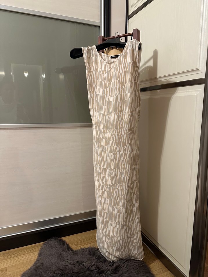 Bej Zebra Desenli Kolsuz Uzun Keten Elbise - Görsel 2