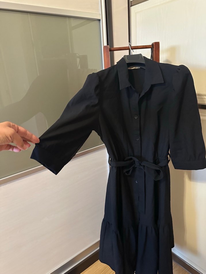 Siyah Kemerli Uzun Keten Elbise - Görsel 3