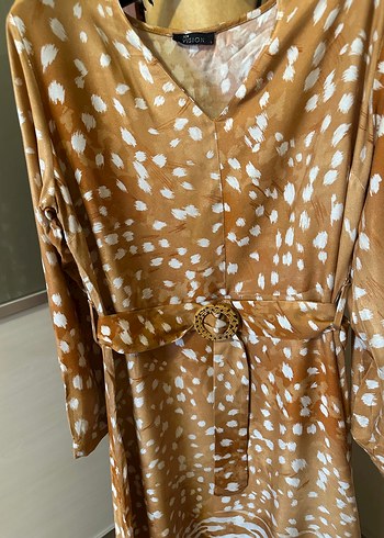 Kahverengi Zebra Desenli Uzun Kadın Elbise - Görsel 5