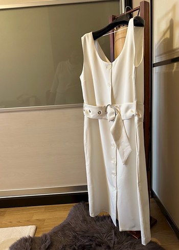 Beyaz Kemerli Uzun Kolsuz Günlük Elbise - Görsel 2