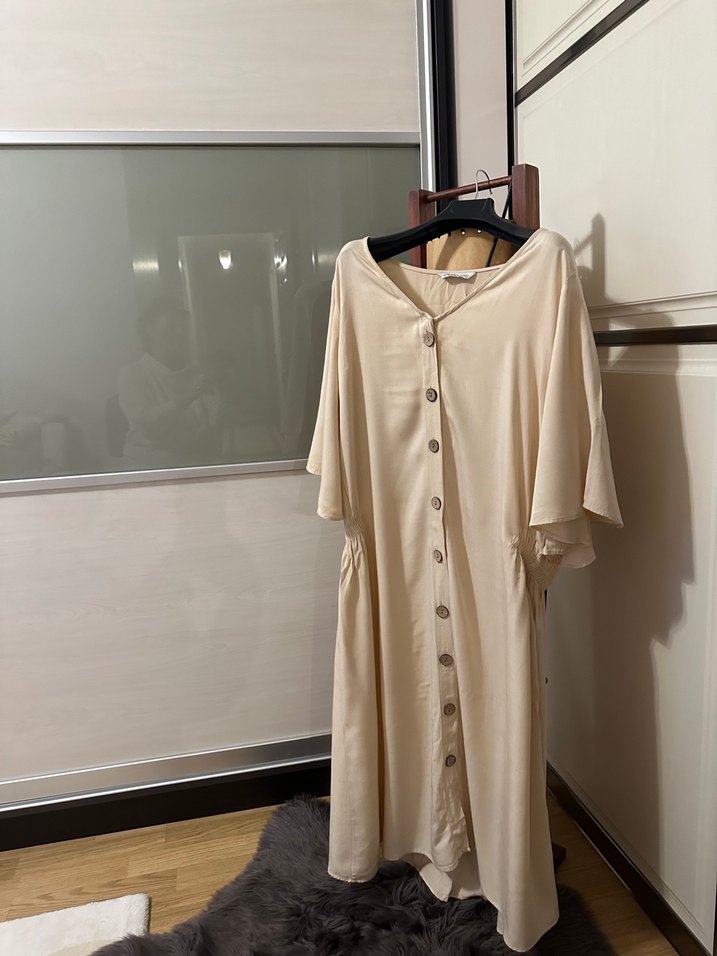 Düğmeli Bej Kadın Uzun Keten Elbise - Görsel 2