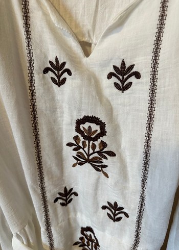 Nakışlı Beyaz Pamuklu Bohem Uzun Elbise - Görsel 4