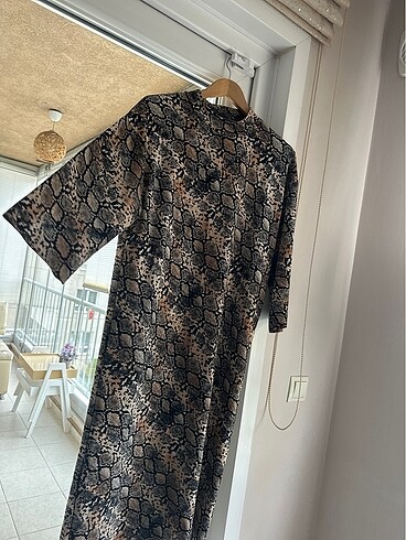 Zara Elbise 250 TL
