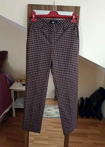 adl bordo Kadın Kumaş Pantolon - Görsel 3