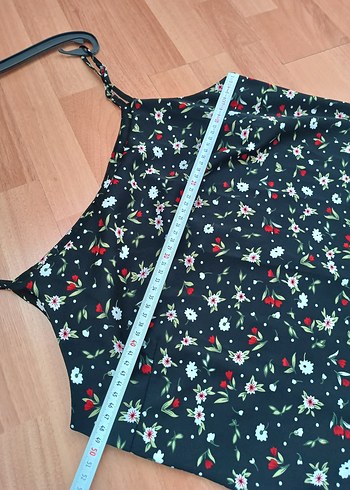 Siyah Desenli Midi Askılı Elbise - Görsel 6