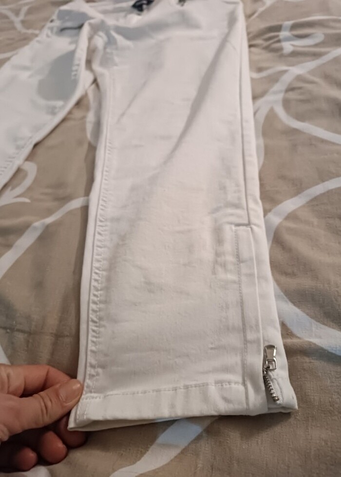 Beyaz pantolon - Görsel 3