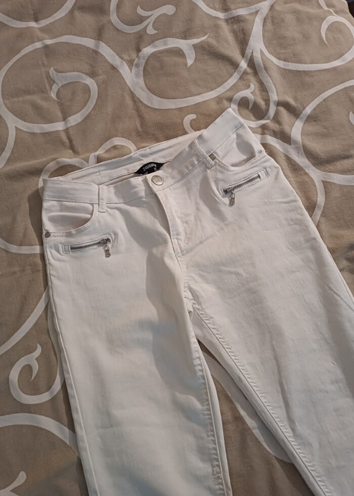 Beyaz pantolon - Görsel 2