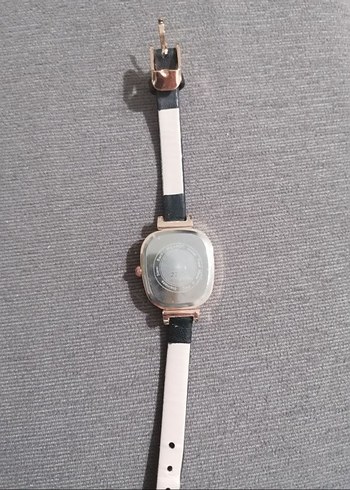 Guess Minimal Siyah Kadın Kol Saati
