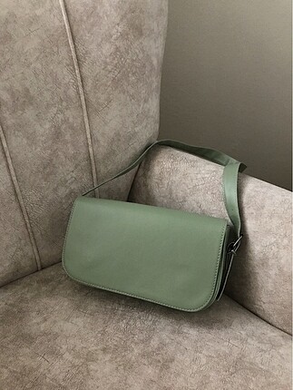 Mint yeşili baget çanta