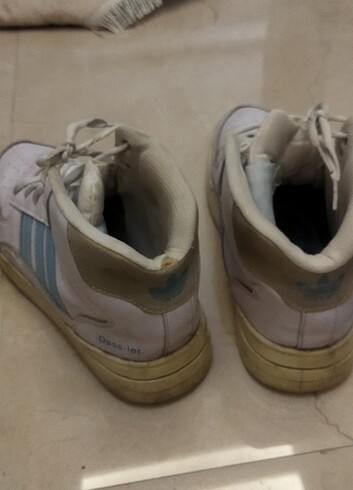 37 Beden Adidas 37