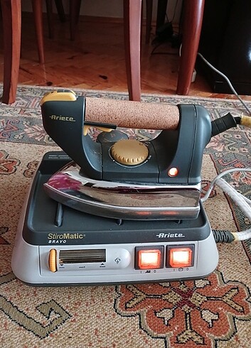 Ariete Buhar Kazanlı Ütü