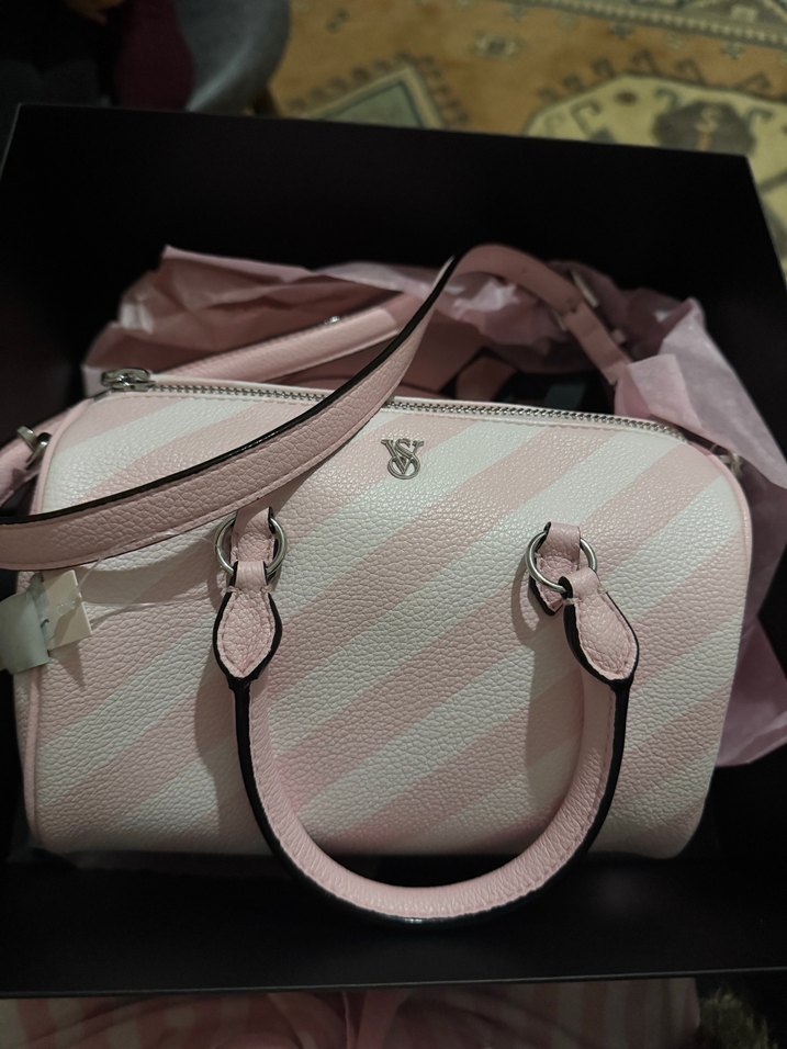 Victoria's Secret Pembe Çizgili Deri Çapraz Çanta - Görsel 2